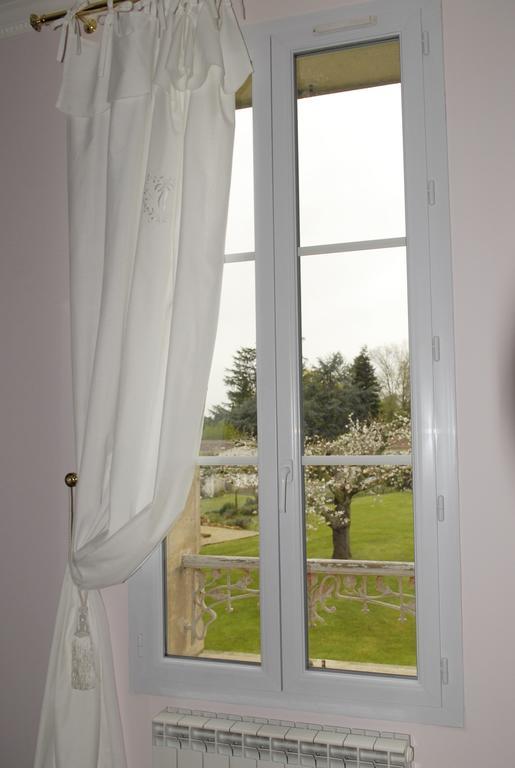 La Grande Maison Bed & Breakfast Бержерак Стая снимка