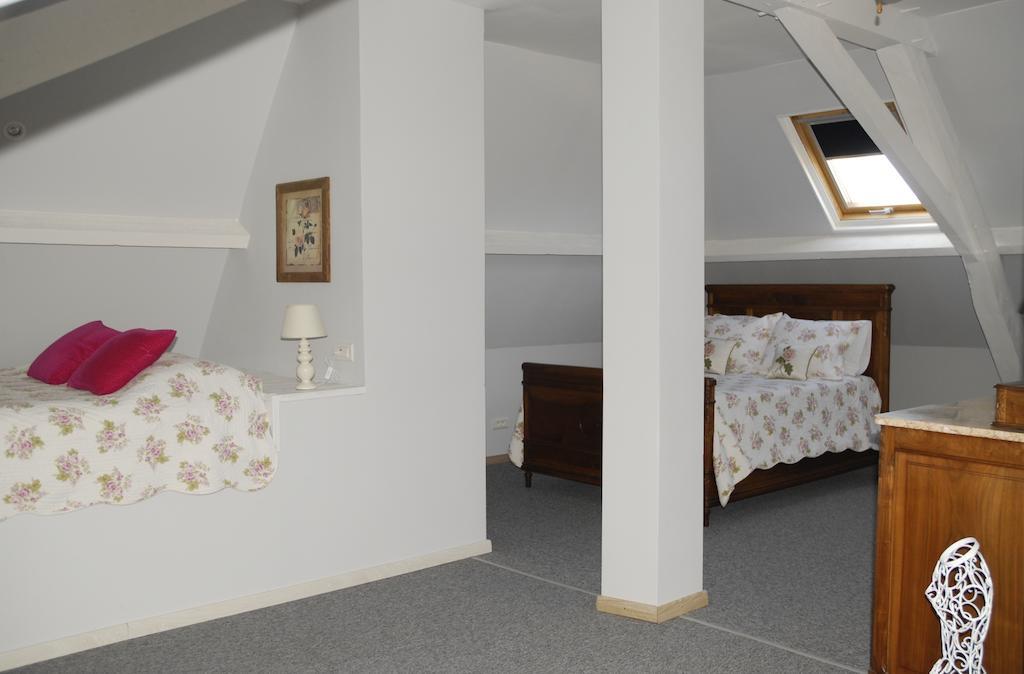 La Grande Maison Bed & Breakfast Бержерак Стая снимка